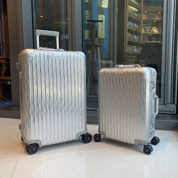 人気！ディオール×RIMOWA 偽物 トランク キャリーケース ブルー 1DRTR003YWX